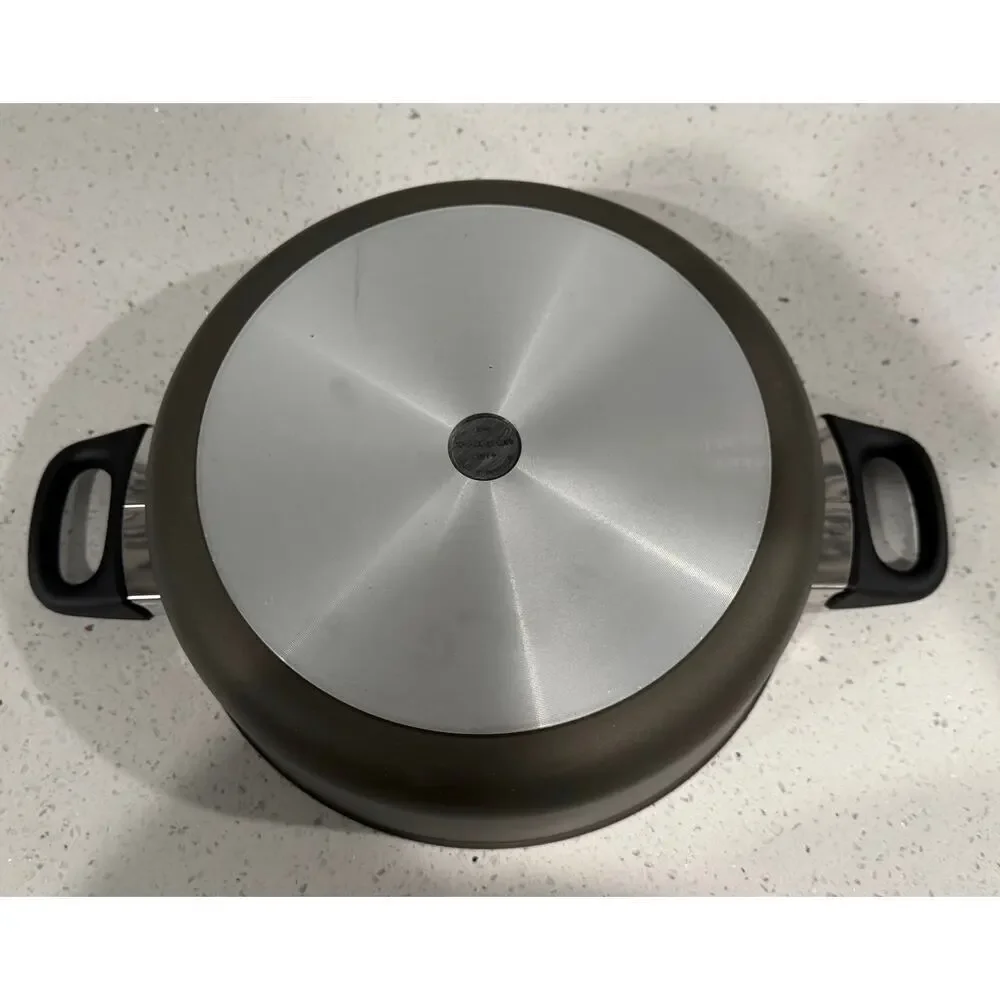 VTG Scanpan 2001+ Covered Low Dutch Oven 5 1/2 Quart Titanium Non-Stick Denmark